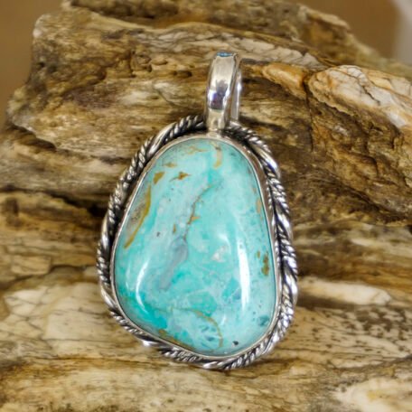 Toiyabe Range Turquoise Pendant 008